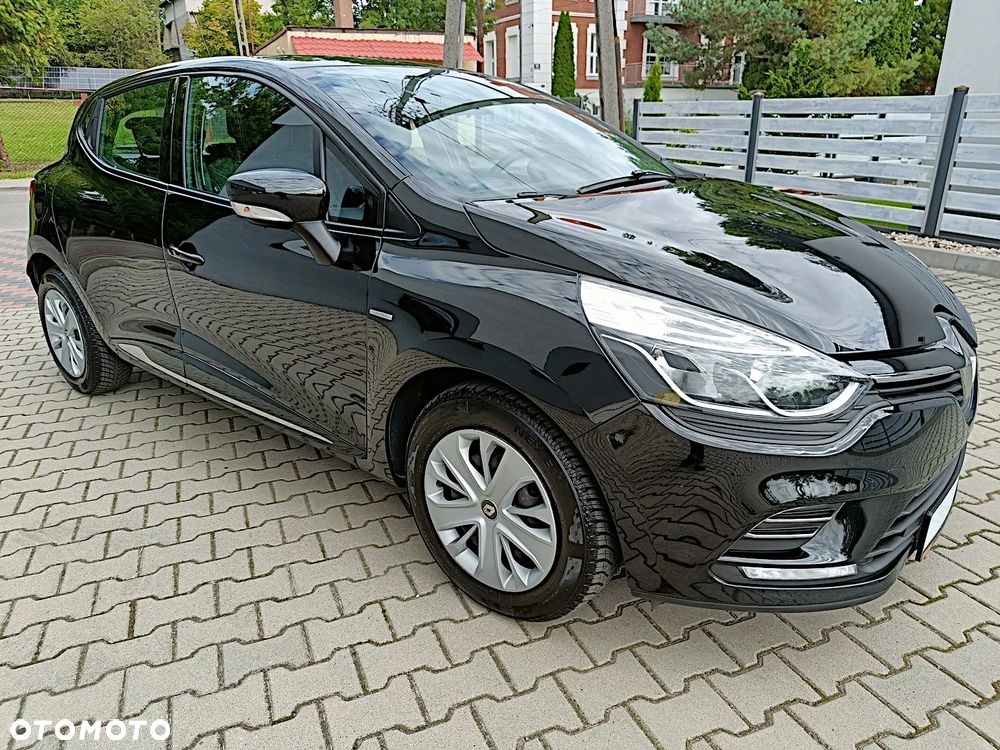 Renault Clio 1.2 16V 75 Limited - 17