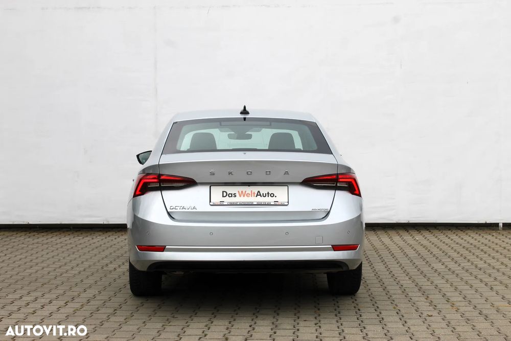 Skoda Octavia 2.0 TDI DSG Ambition - 5