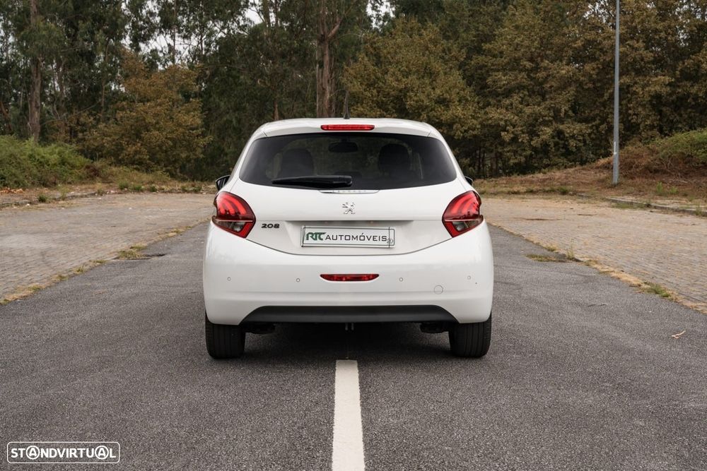 Peugeot 208 1.2 PureTech Signature - 14