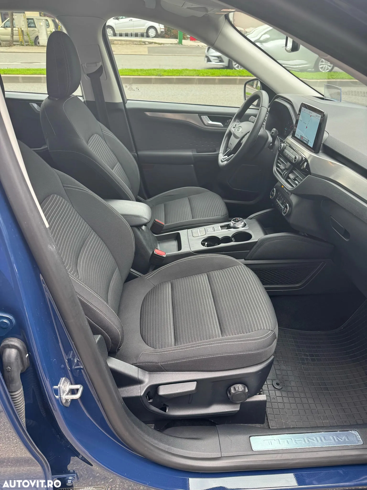 Ford Kuga 2.0 EcoBlue A8 AWD Titanium - 26