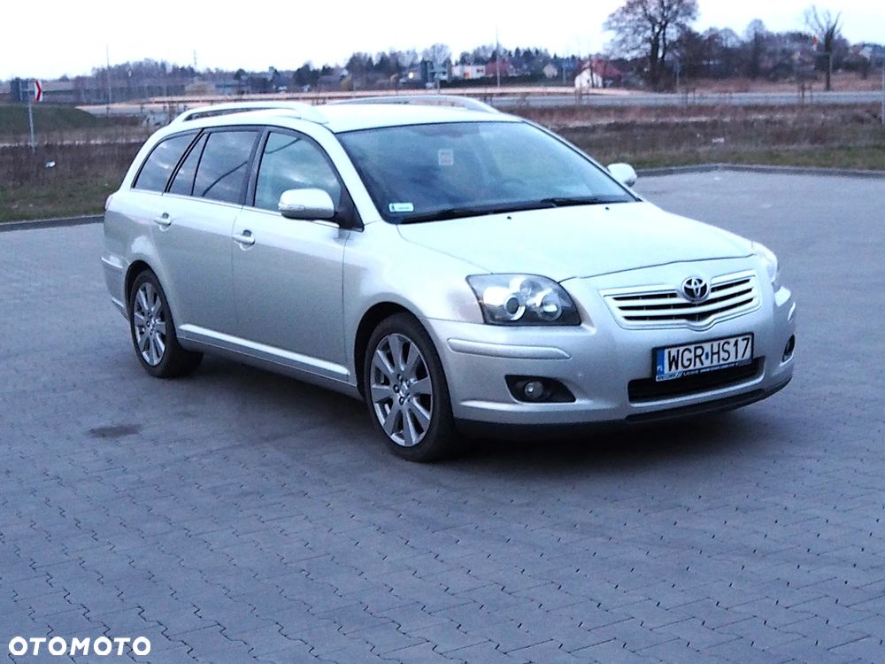 Toyota Avensis 2.0 D-4D Platinium - 3