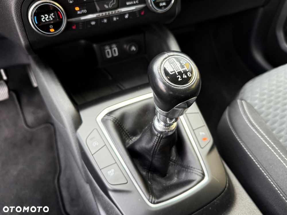 Ford Kuga 1.5 EcoBoost TITANIUM - 21