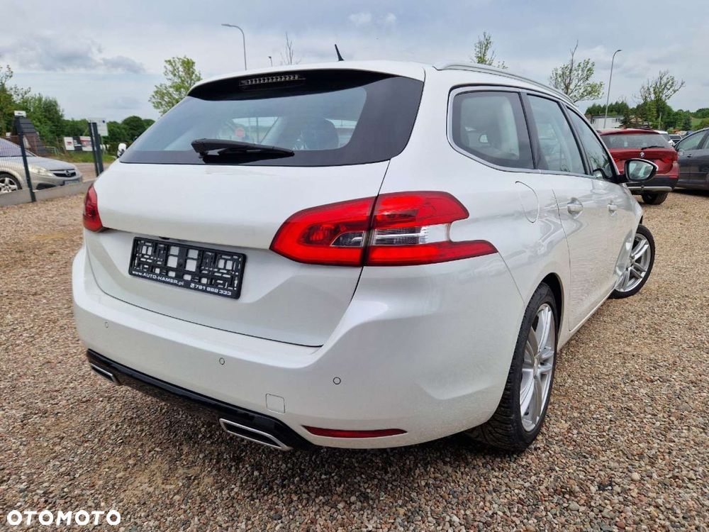 Peugeot 308 - 24