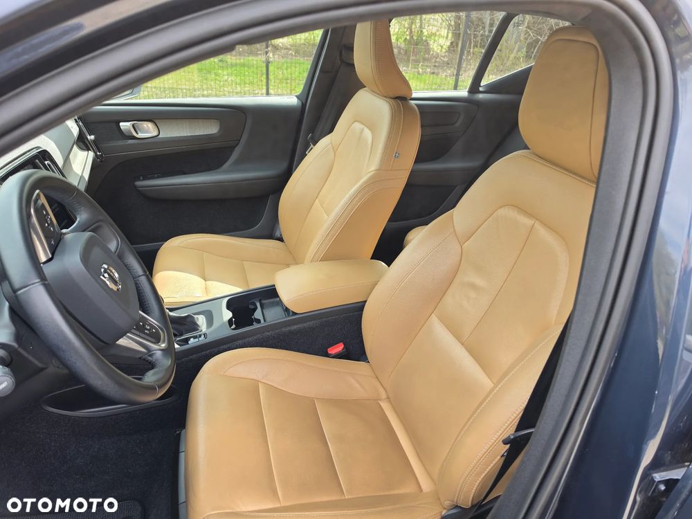 Volvo XC 40 T3 Inscription - 18