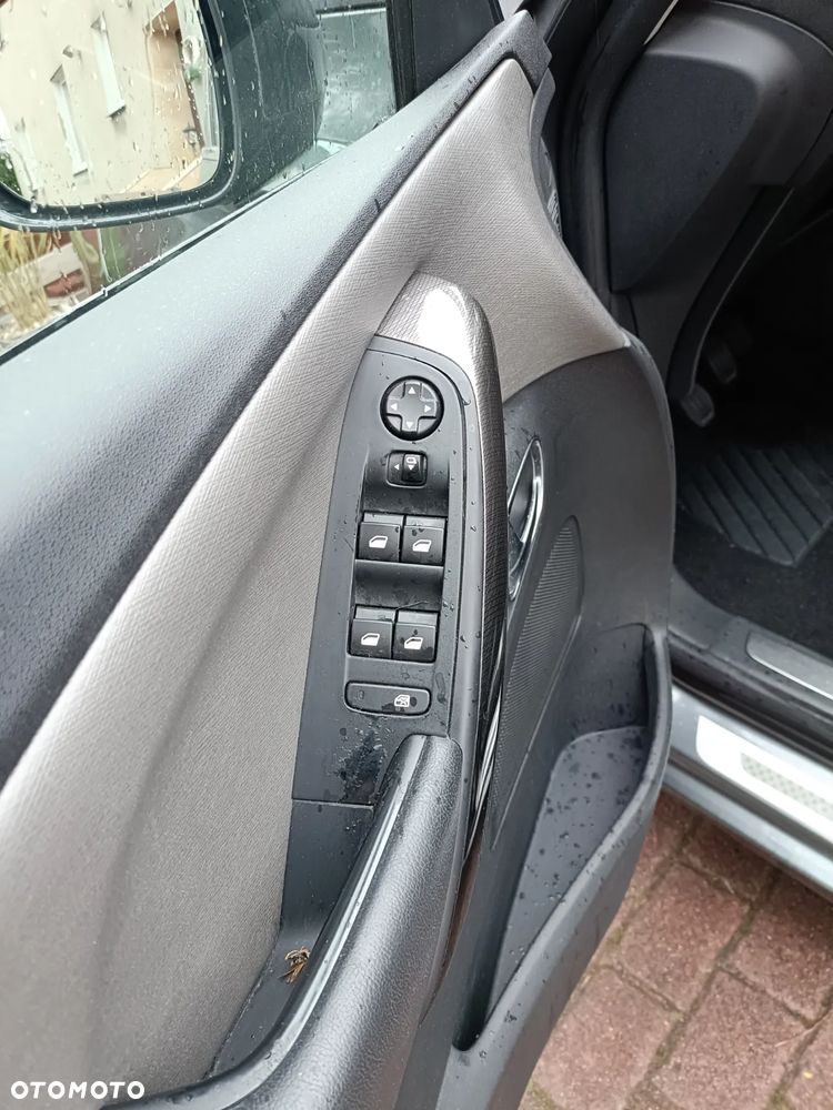 Citroën C4 Picasso e-HDi 115 Exclusive - 24