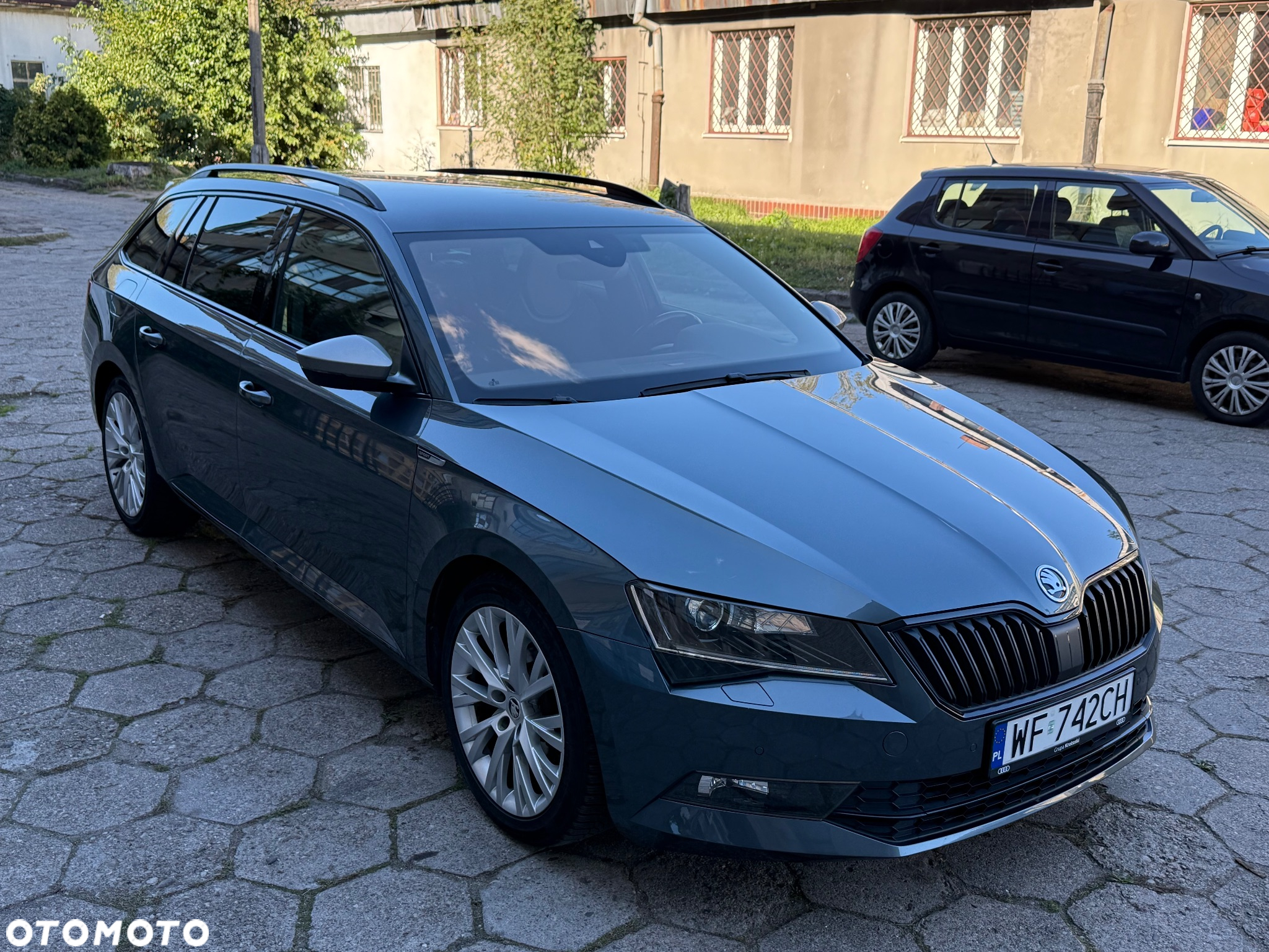 Skoda Superb Combi 1.8 TSI DSG SportLine - 24
