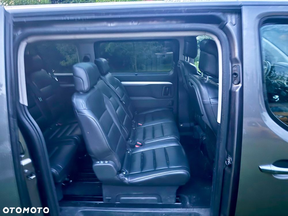 Peugeot Traveller L2 2.0 Business VIP - 2