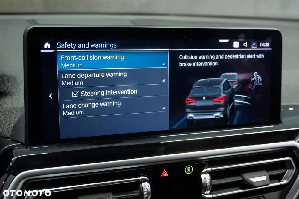 BMW X3 xDrive30e - 21