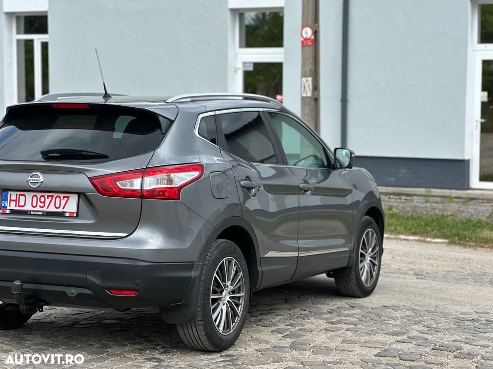 Nissan Qashqai 1.2 DIG-T TEKNA+ - 4