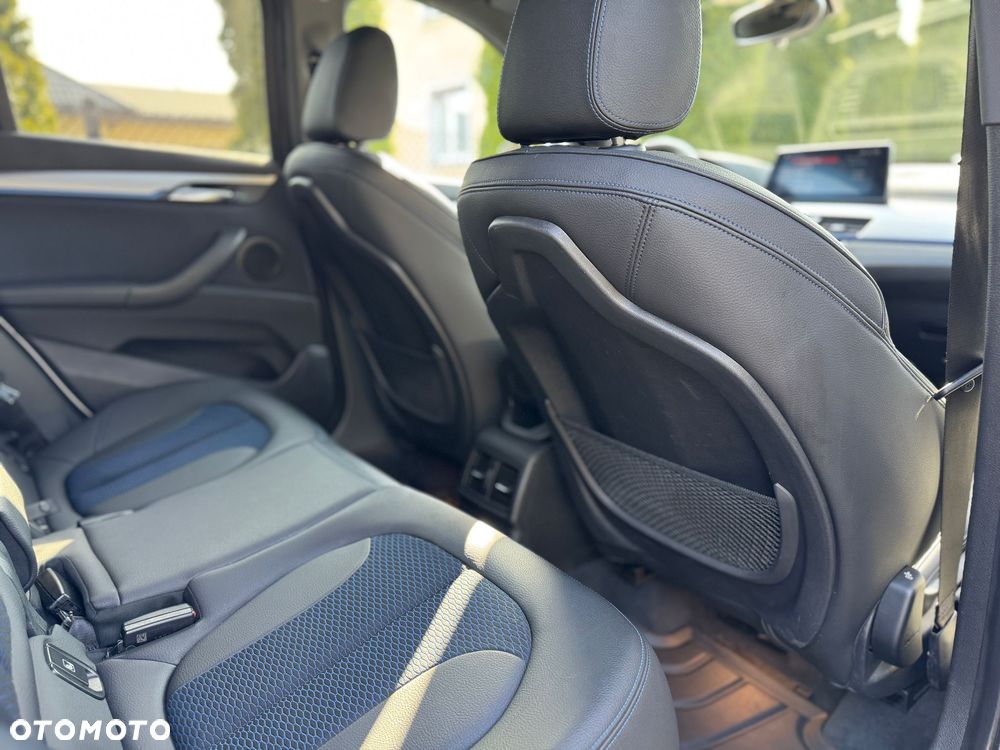 BMW X1 sDrive18d - 3
