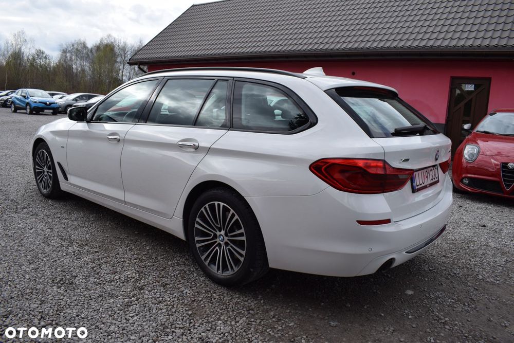 BMW Seria 5 520d xDrive Sport Line sport - 5