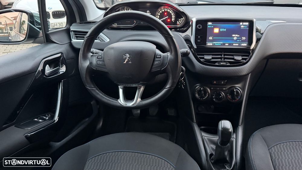 Peugeot 208 1.2 PureTech Style - 8