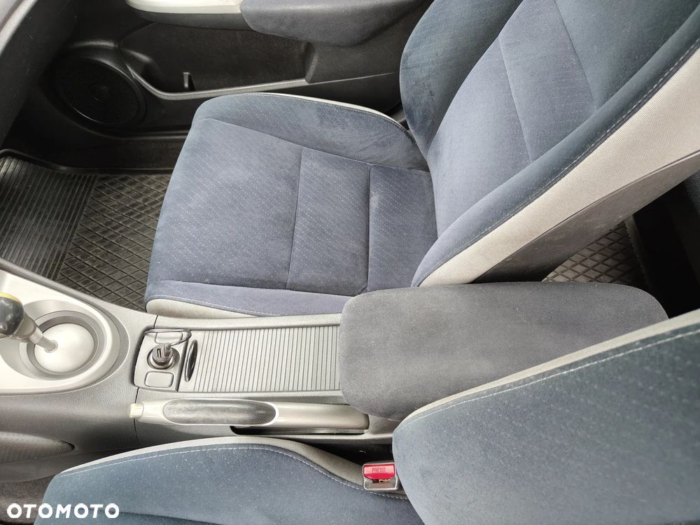 Honda Civic 1.4 Base - 17