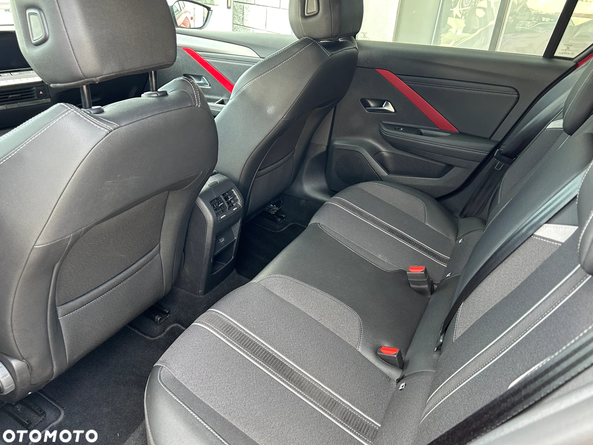 Opel Astra - 17