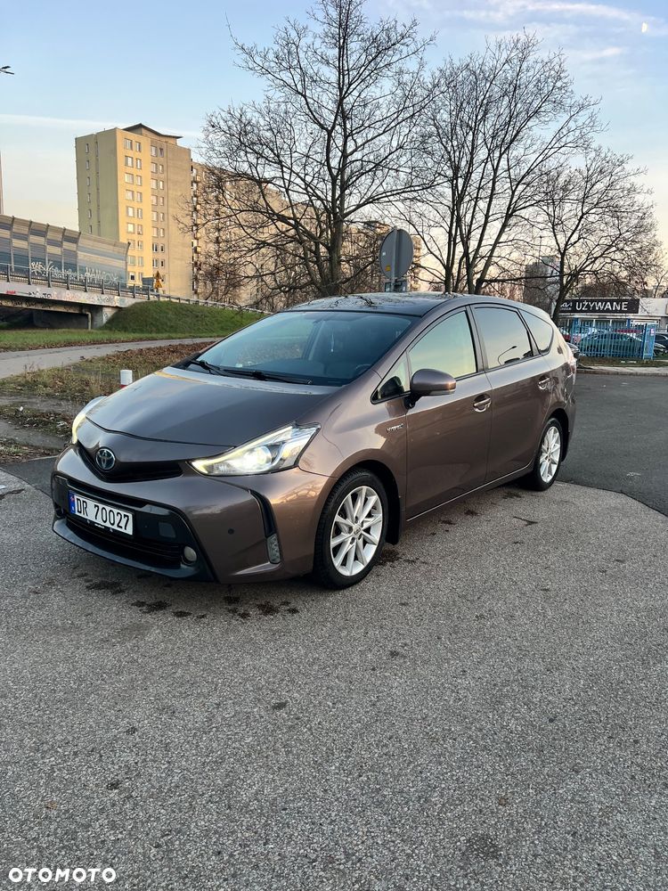 Toyota Prius+ (Hybrid) Executive - 4