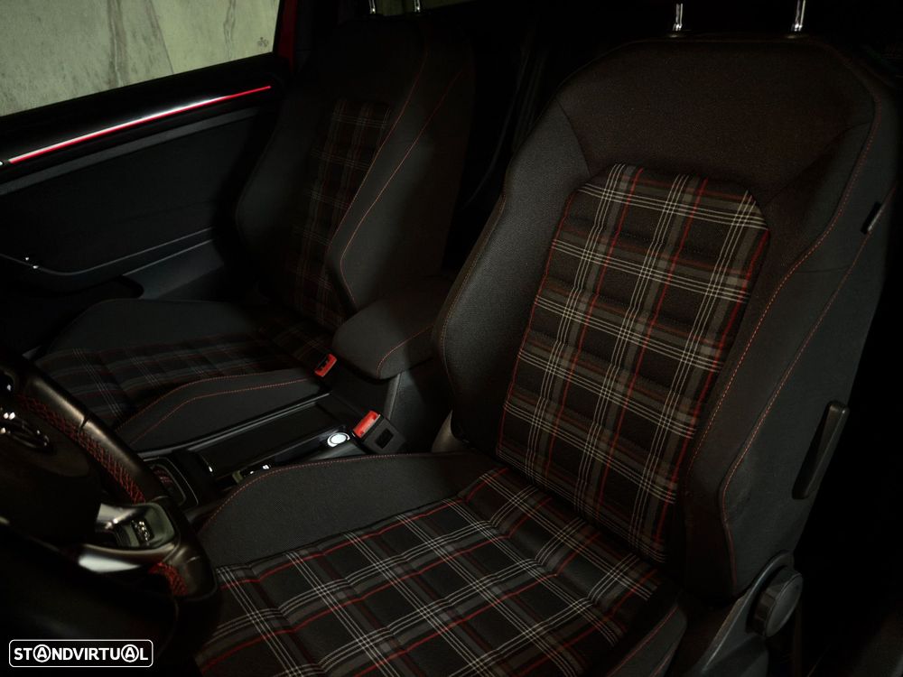 VW Golf GTI (BlueMotion ) DSG - 8