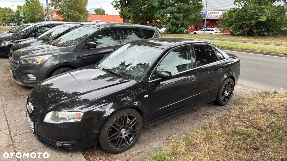 Audi A4 Limousine