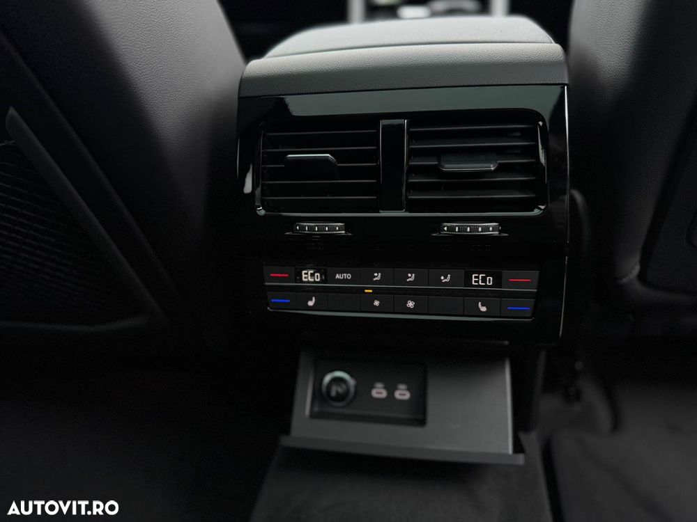 Volkswagen Touareg V6 TDI Elegance - 13