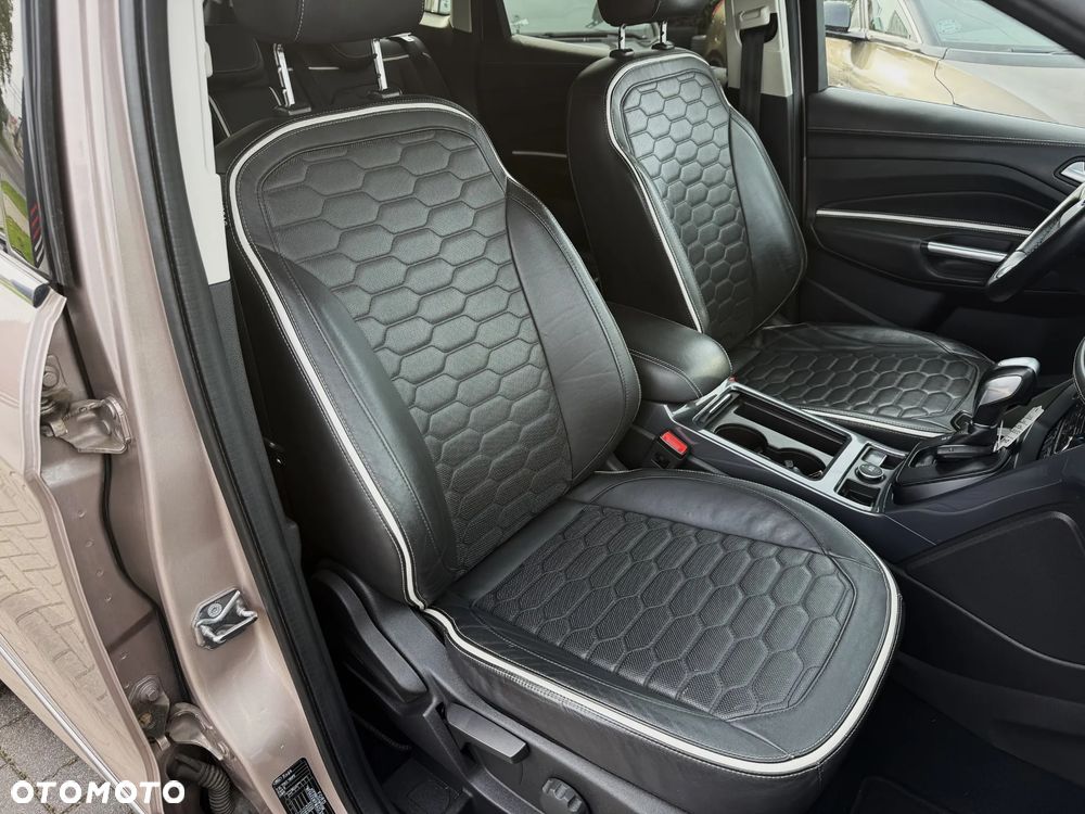 Ford Kuga 2.0 TDCi 4x4 Vignale - 15