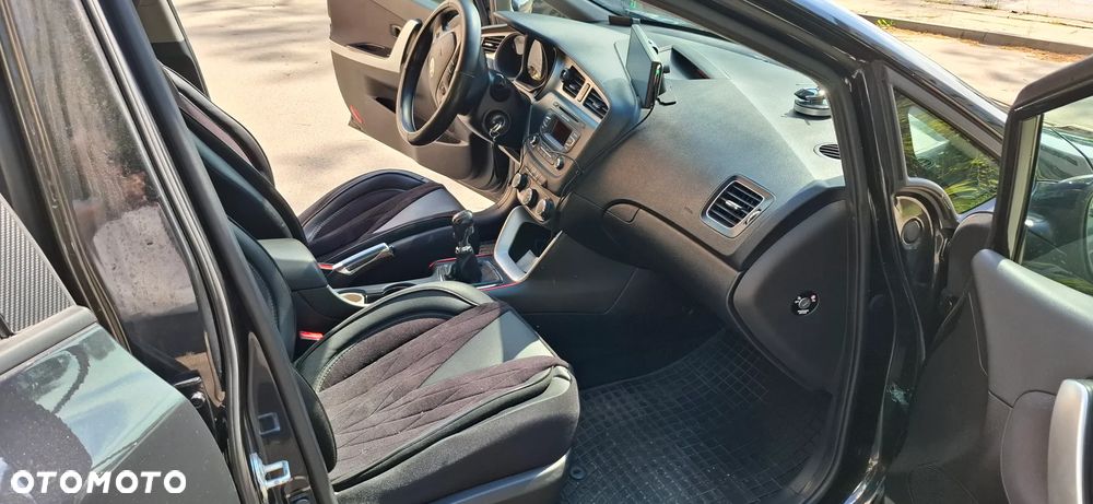 Kia Ceed 1.4 L - 2