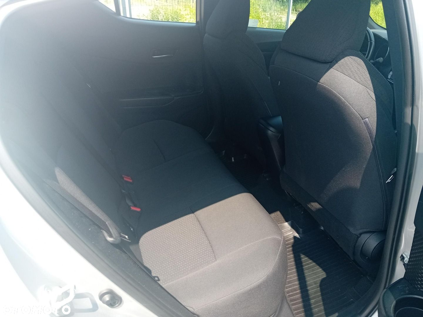 Toyota C-HR 1.2 T GPF Premium - 9