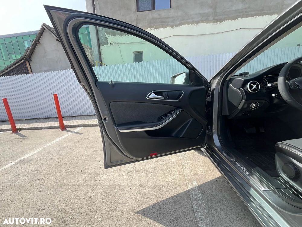 Mercedes-Benz A 180 d 7G DCT - 24