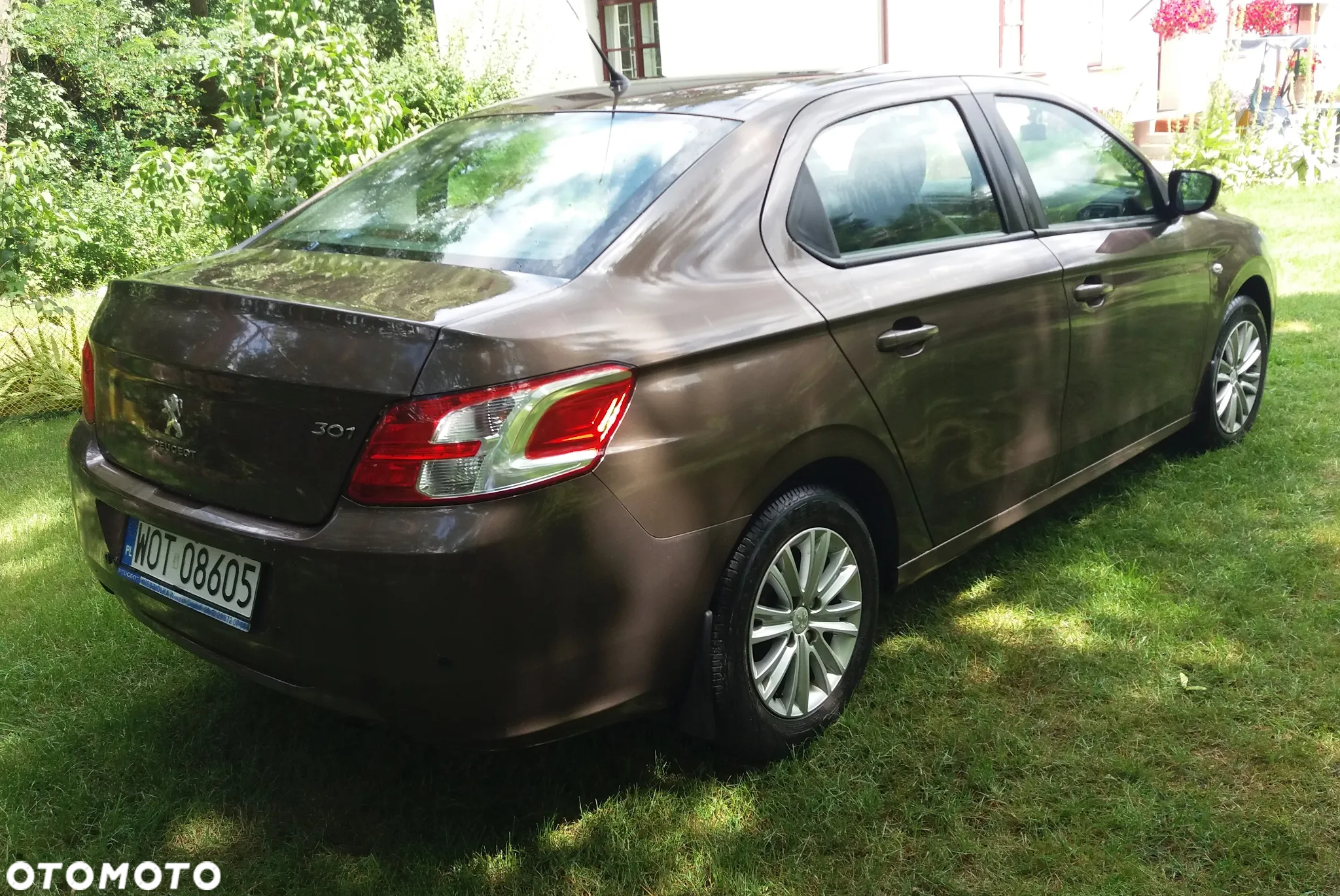 Peugeot 301 1.2 VTi/Pure Tech Allure - 10