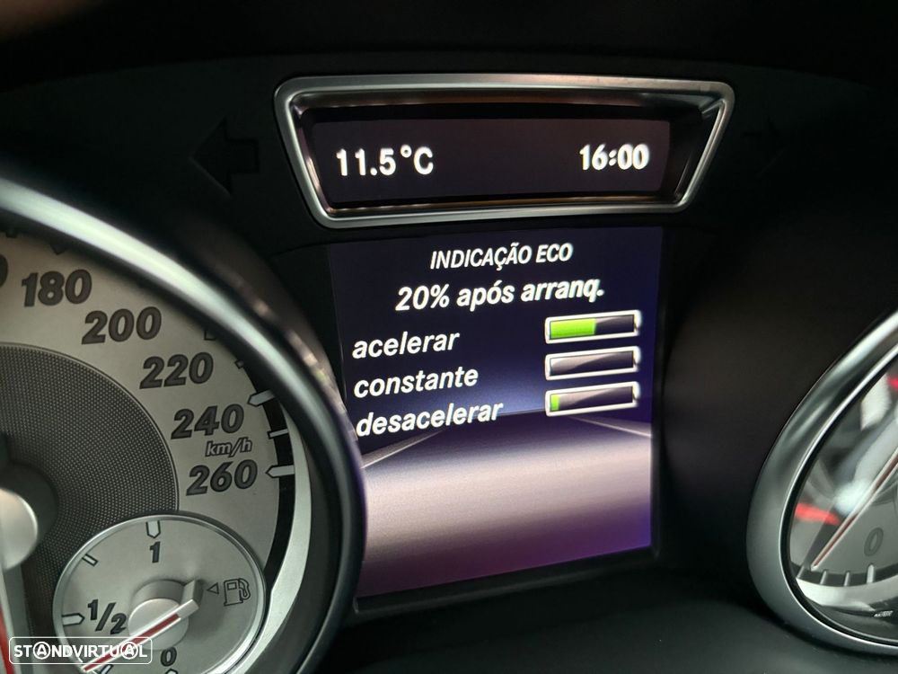 Mercedes-Benz CLA 200 CDI Urban - 37