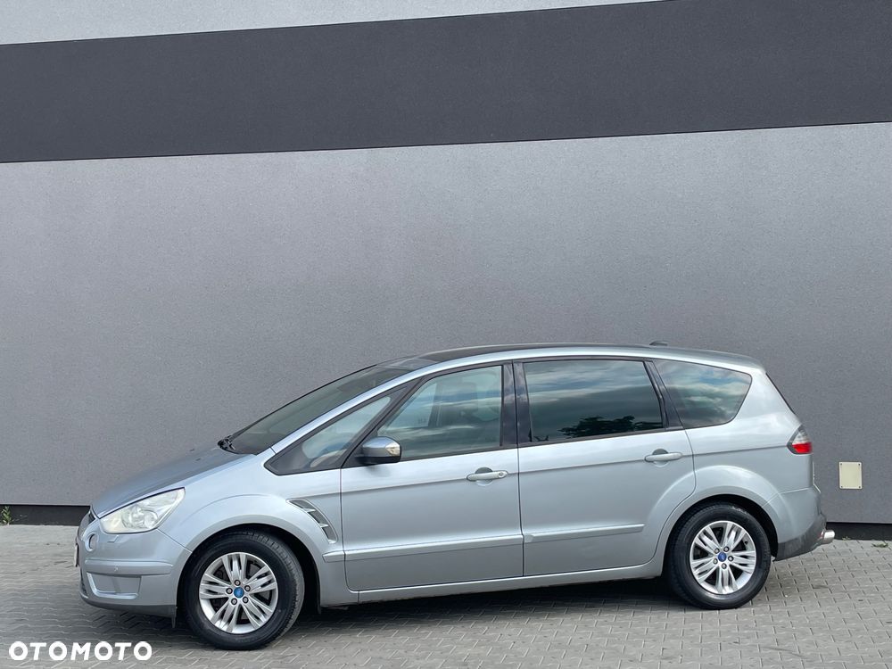 Ford S-Max - 10
