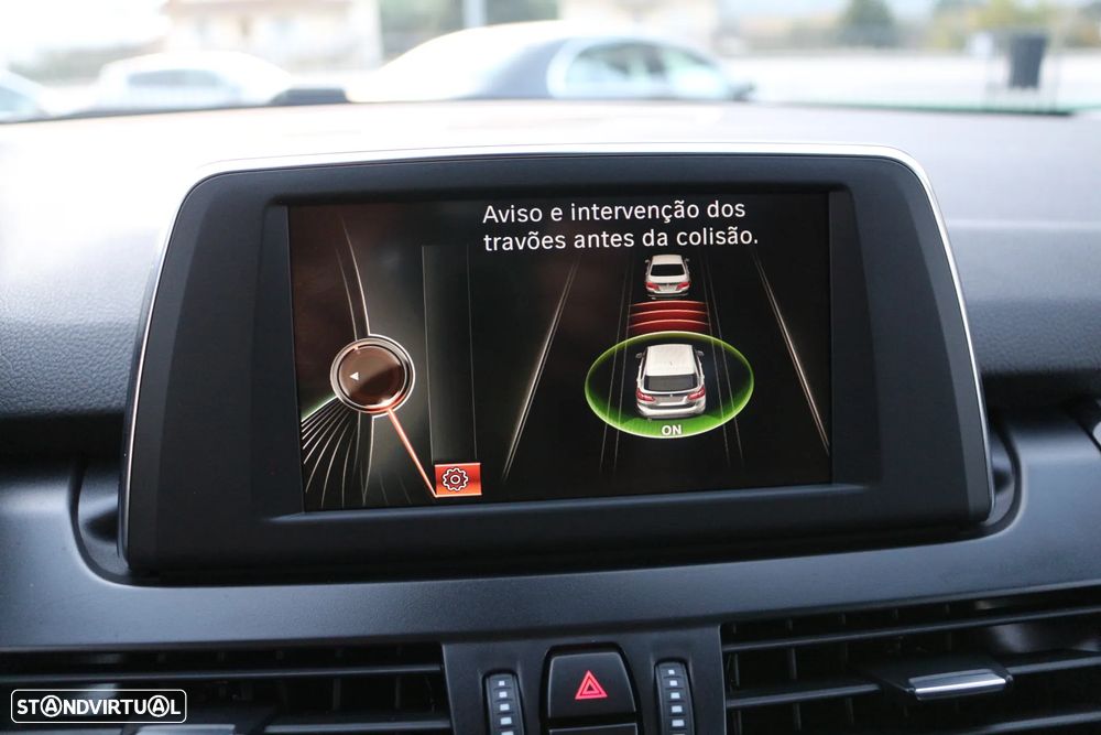 BMW 218 Active Tourer d Aut. - 26