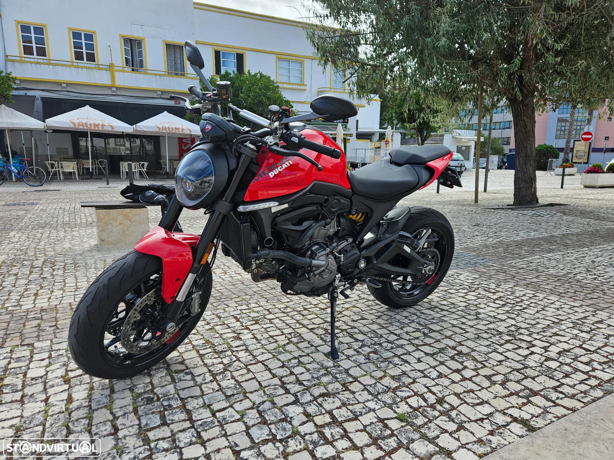 Ducati Monster 937 - 4