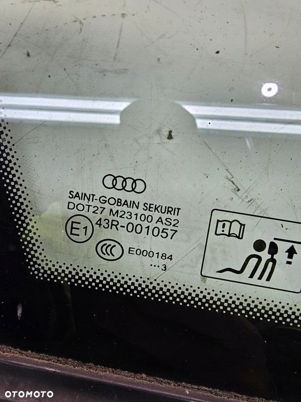 SZYBA KAROSERYJNA POD MAT AUDI A3 8V4 5-DRZWI LEWY TYŁ 2013R - 5