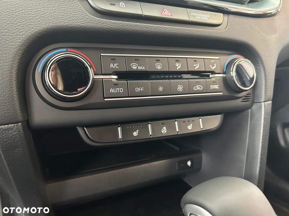 Kia XCeed 1.6 T-GDI Tribute DCT - 10