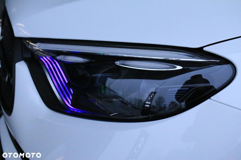 Mercedes-Benz GLC - 11