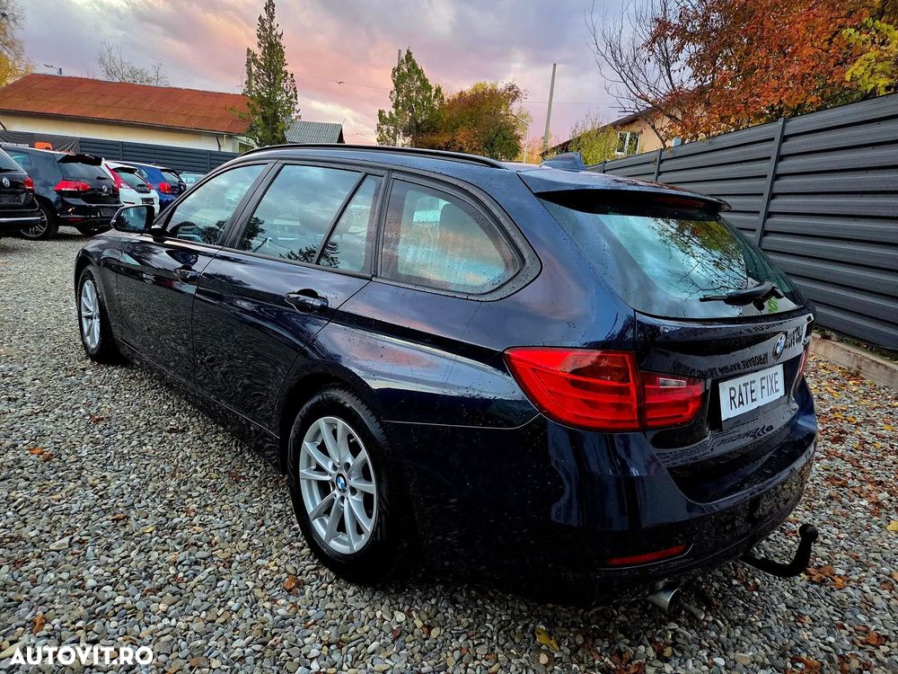 BMW Seria 3 318d Touring Blue Performance - 4