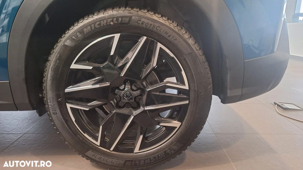 Peugeot 3008 1.2 Hybrid 145 e-DCS6 Allure - 22