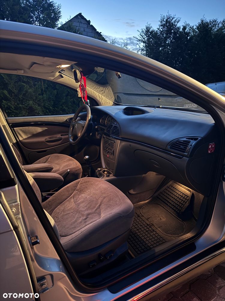Citroën C5 II 2.0i 16V Exclusive - 4