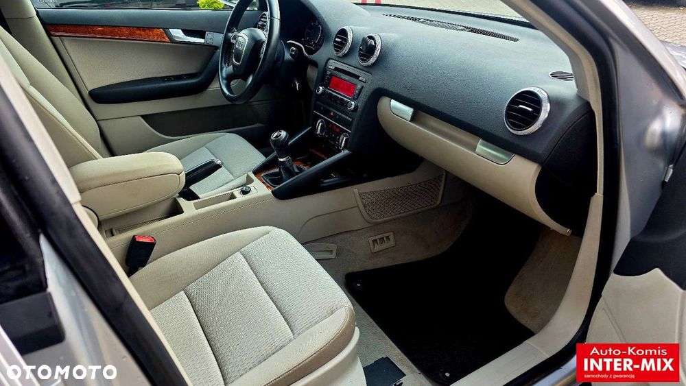 Audi A3 Sportback 1.9 TDI Ambiente - 32