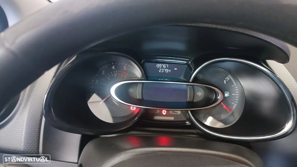 Renault CLIO 1.5 DCI - 5