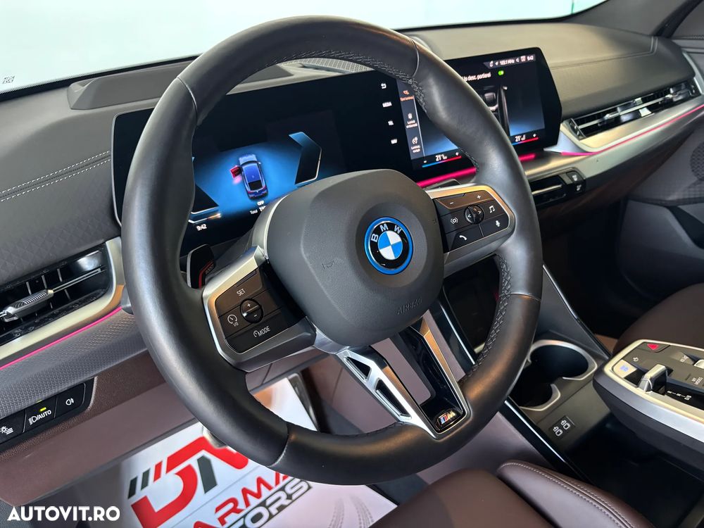 BMW iX2 - 13