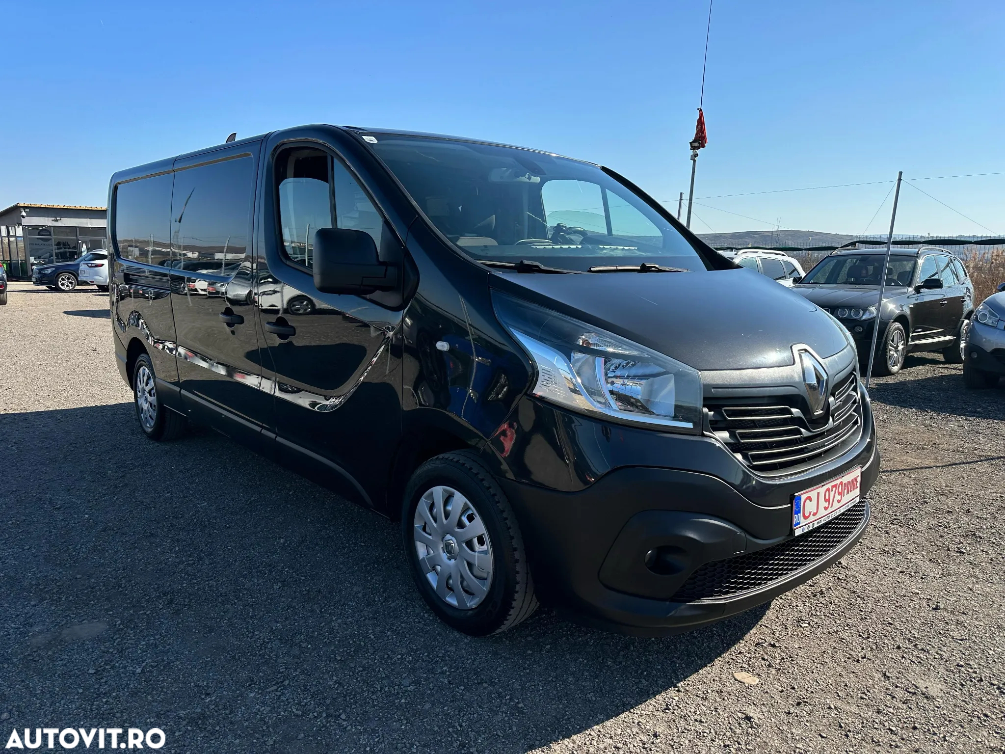 Renault Trafic - 11
