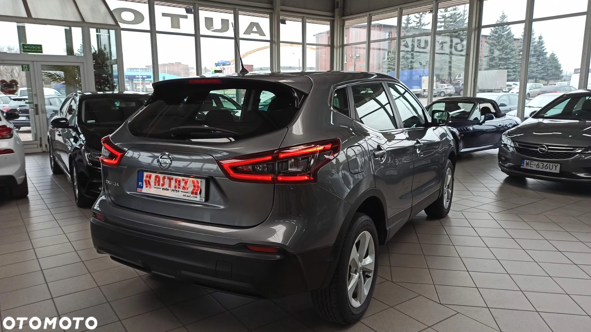 Nissan Qashqai 1.2 DIG-T N-Connecta EU6 - 6