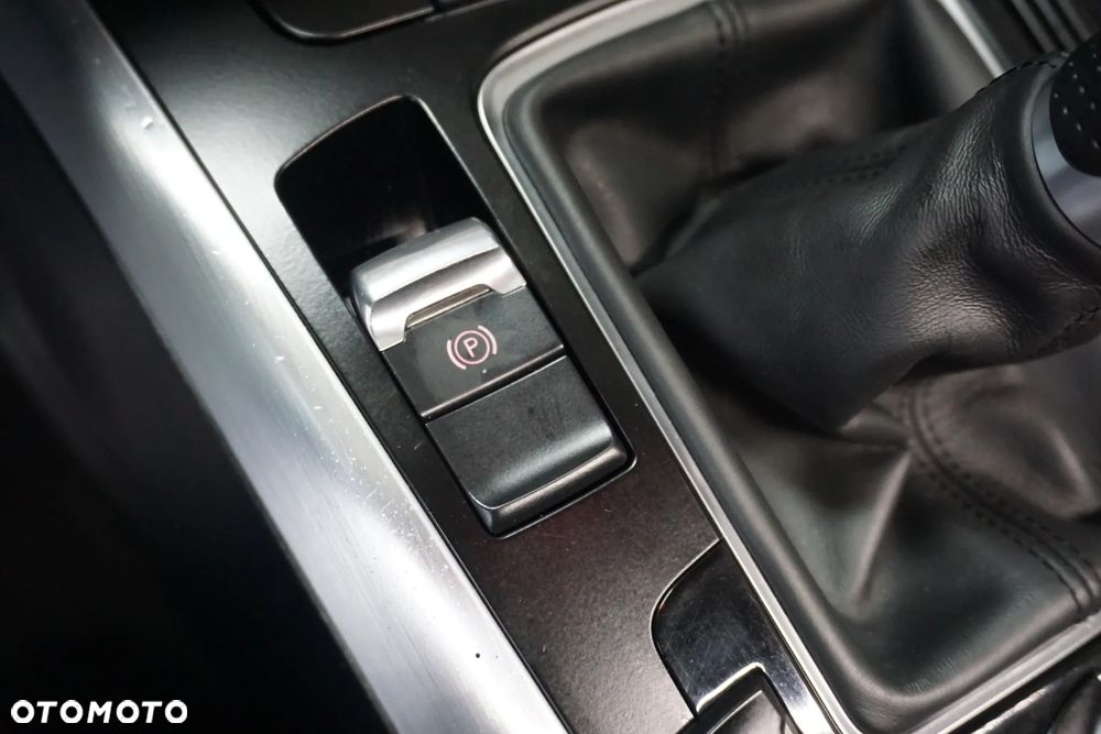 Audi A4 Avant 2.0 TDI DPF S line Sportpaket - 35