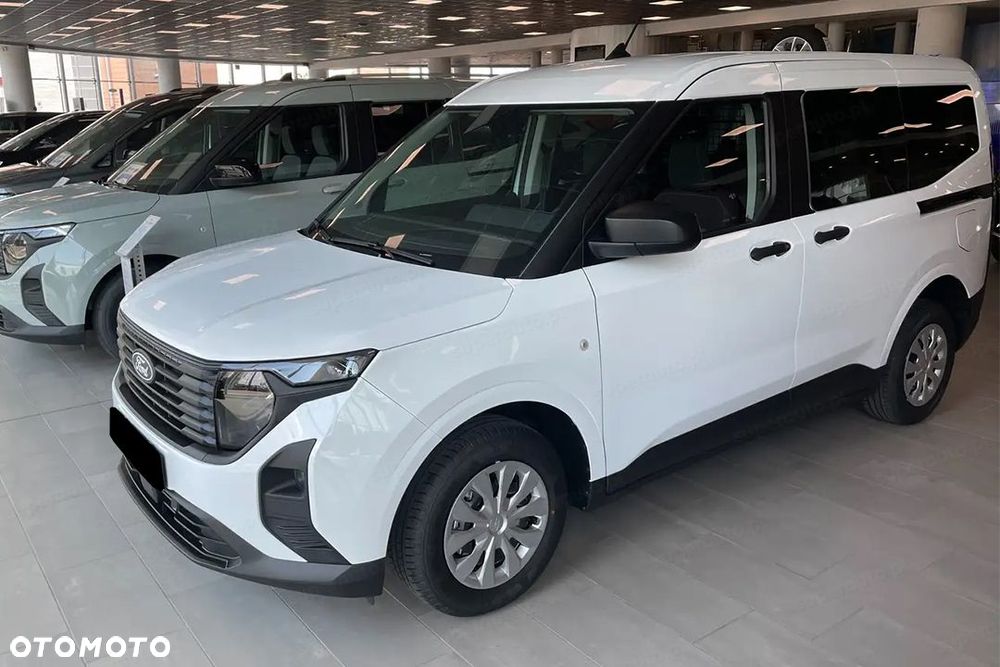 Ford Transit Courier - 5