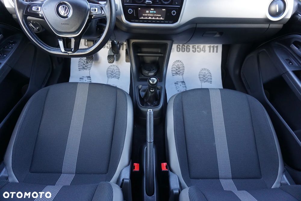 Volkswagen up! - 10