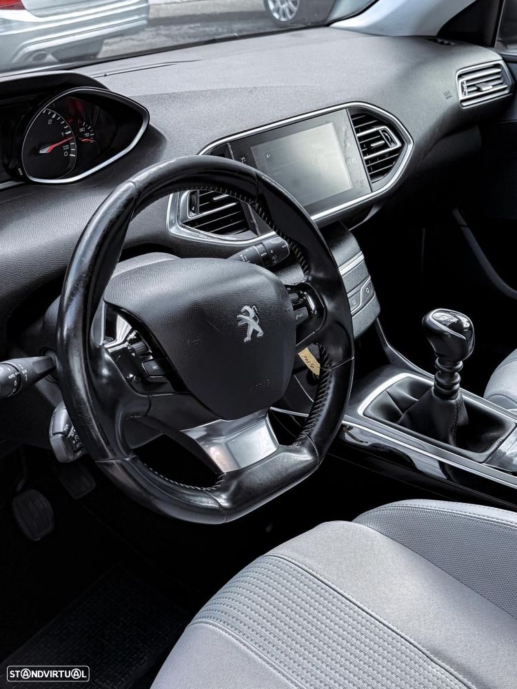 Peugeot 308 SW 1.5 BlueHDi Allure - 12