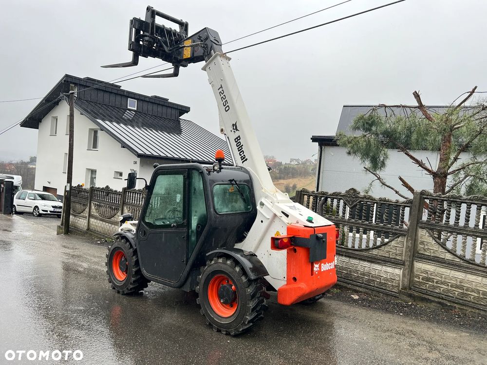 Bobcat T2250 | Ładowarka Teleskopowa | BOBCAT T 2250 | Udźwig 2200 kG | 5 Metrów | Nowe Opony | w Oryginale | Stan IDEALNY | Miniładowarka | 6 Metrów | - 15