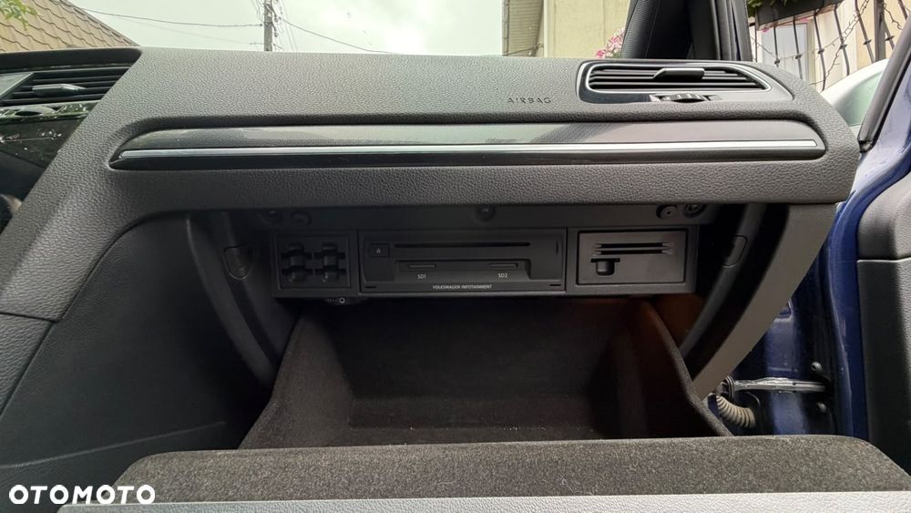 Volkswagen Golf - 20
