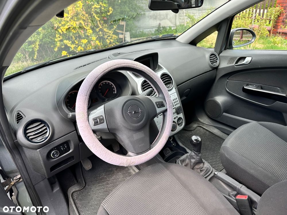Opel Corsa 1.0 12V Essentia - 8