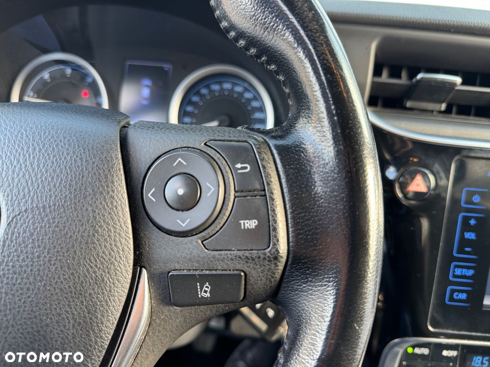 Toyota Corolla 1.4 D-4D Comfort - 26